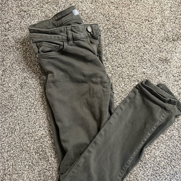 DL1961 Green Skinny Jeans with Sleek Fit - Picture 1 of 6